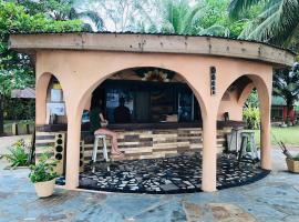 Hideout Lodge，位于Butre的酒店