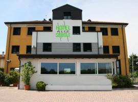 Hotel Alle Scuole NEW，位于Curtarolo的酒店