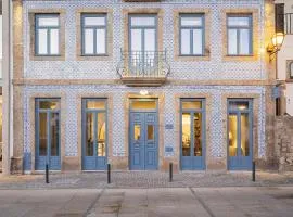 Loja Sr Costa by Casas com Estória Boutique Houses