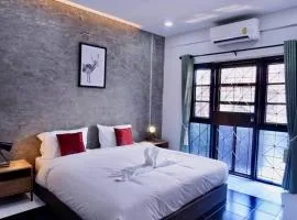พี่จ๋า เฮ้าส์ P'Ja House