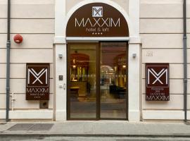 Maxxim Hotel，位于费拉拉的酒店
