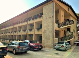 Hotel Pinguin，位于艾福雷诺德的酒店