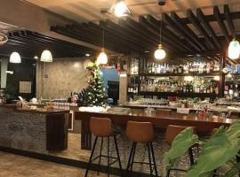 สิริบุญสำเภารีสอร์ท Siriboonsampaoresort，位于桑卡武里的酒店