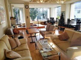 K's House Hakuba Alps - Travelers Hostel，位于白马村白马五竜高山植物园附近的酒店
