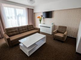 Hotel Pałacowa，位于Narol的酒店