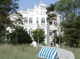 Villa Sirene Whg 12 Meerblick - 5 Sterne，位于宾茨的酒店