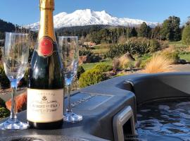 Heavenly Spa Views - Ohakune Holiday Home，位于奥阿库尼的酒店