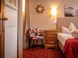 卡拉兰德豪斯酒店