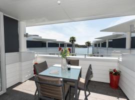 High Tides Lookout - Paihia Holiday Home，位于派西亚的度假屋