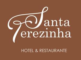 Hotel e Restaurante Santa Terezinha，位于伊塔蒙蒂的酒店