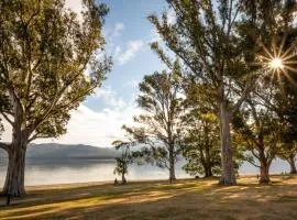 Hop, Skip and Jump to the Lake - Te Anau House