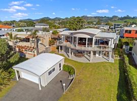 Sea Shells By The Shaw - Waihi Beach Holiday Home，位于怀希比奇的乡村别墅