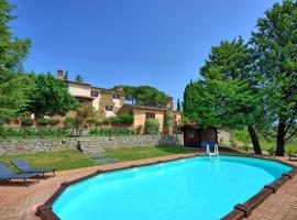 Villa Uccellaia by PosarelliVillas，位于Agello的酒店