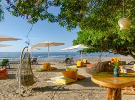 LA DOLCE VITA - on the Beach - Samara，位于萨玛拉的住宿加早餐旅馆