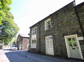 Bakers Rest ideal for 2 families centrally located in Grasmere with walks from the door，位于格拉斯米尔的家庭/亲子酒店