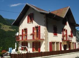 L'Horizon des Alpes，位于Le Petit-Bornand-lès-Glières的酒店