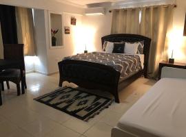 Hotel Boutique Simona，位于拉罗马纳的酒店