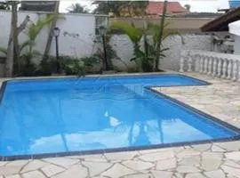 Casa 5 quartos ar cond piscina churrasqueira a 550 m da praia