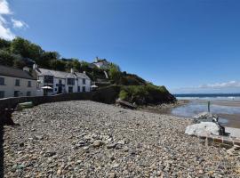 Beach Cottage，位于Little Haven的酒店