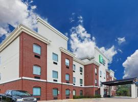 Holiday Inn Express & Suites Longview South I-20 by IHG，位于朗维尤的酒店