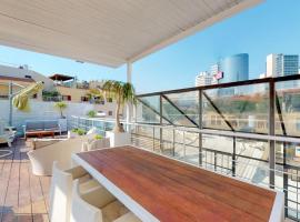 Bohemian Villa Rooftop in Neve Tzedek by HolyGuest，位于特拉维夫的乡村别墅