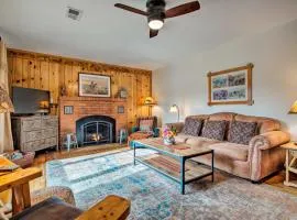 Charming Estes Park Cabin with 2 Private Patios!