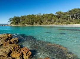 Gorgeous Beachside Cottage Jervis Bay