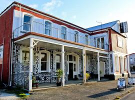 Art Hotel，位于韦斯特波特的酒店