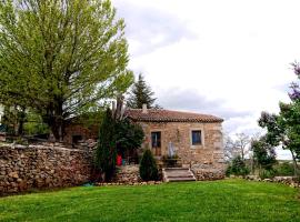 Casa Rural la Insula，位于Santa María de la Alameda的家庭/亲子酒店