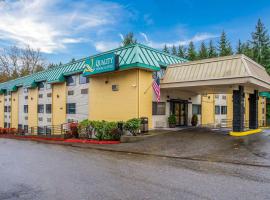 Quality Inn & Suites Lacey Olympia，位于莱西的酒店