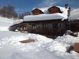 Agriturismo il Fiocco，位于切萨纳·都灵尼斯拉塞勒特-滑雪小屋附近的酒店