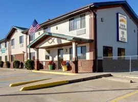 Cassville Four Seasons Inn & Suites