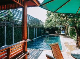 蒂萨瓦别墅酒店，位于海神庙的酒店