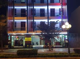 Khách sạn Ánh Đông，位于潘郎的Spa酒店