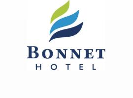 Bonnet Hotel Surabaya，位于泗水Gubeng的酒店