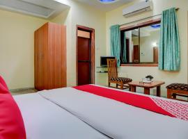 OYO 68496 Madhushnti Hotel，位于Māngaon的酒店