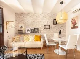 Beautiful Apartment in Abat Street by Batuecas