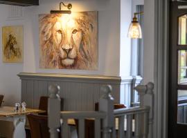 THE LAZY LION，位于米尔福德昂西的住宿加早餐旅馆