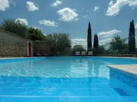 Gîte le MAGNAN, 50 m2, charme, nature, terrasse, piscine chauffée, sud Ardèche