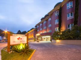 拉海图锡耶纳格拉玛酒店，位于卡内拉机场 - CEL附近的酒店