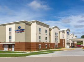 Candlewood Suites - Davenport by IHG，位于达文波特的酒店