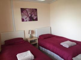 Laughing Buddha Guesthouse，位于阿丁斯顿的酒店