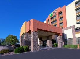 Holiday Inn Express & Suites Tempe by IHG，位于坦培的酒店