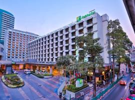 曼谷假日酒店，位于曼谷帕突南的酒店