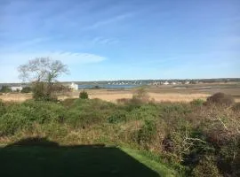 Large Modern Private Suite by the Sea- Birders Paradise