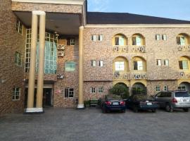 Miveth Hotel & Suits Ltd，位于Ekete的酒店