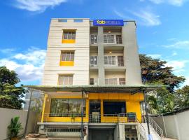 Fabhotel Nirvana Lodge，位于古瓦哈提的酒店