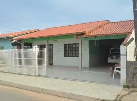 Casa confortável na praia