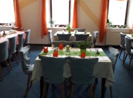 Hotel zum Mückenberger Hof，位于Lauchhammer的酒店