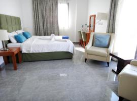 Warsan Star Residence - Home Stay，位于迪拜的酒店